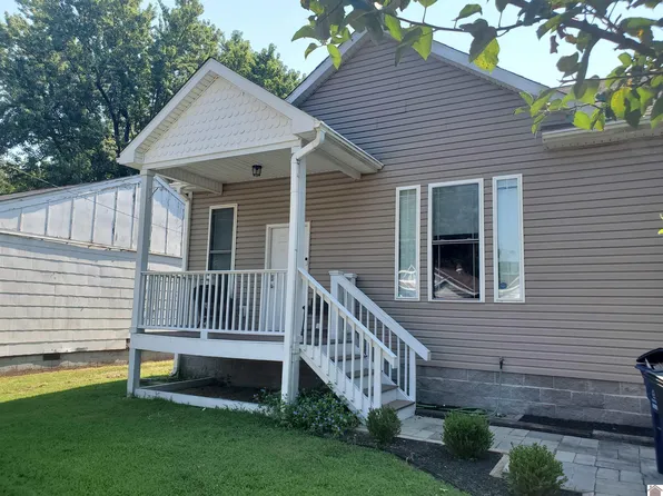 712 N 24th St, Paducah, KY 42001