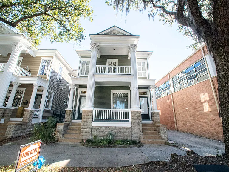 2210 Bull St — Photo 1