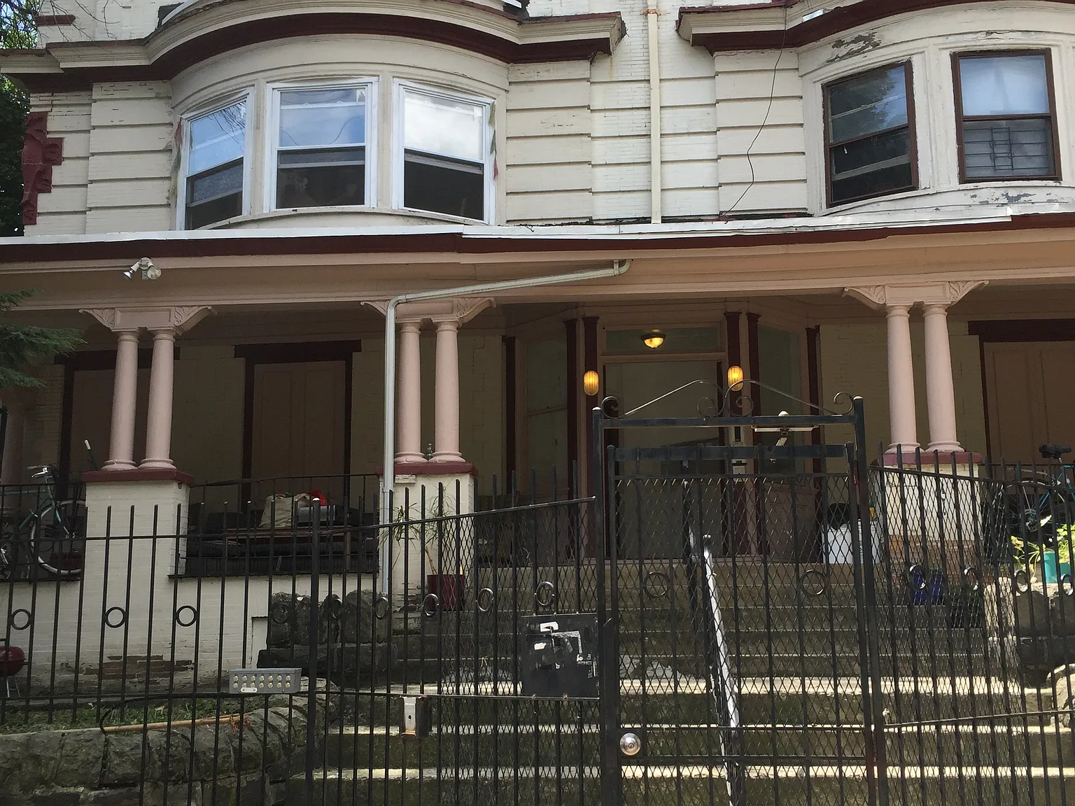 1 bed, 800 sqft, $1,350 — Photo 1