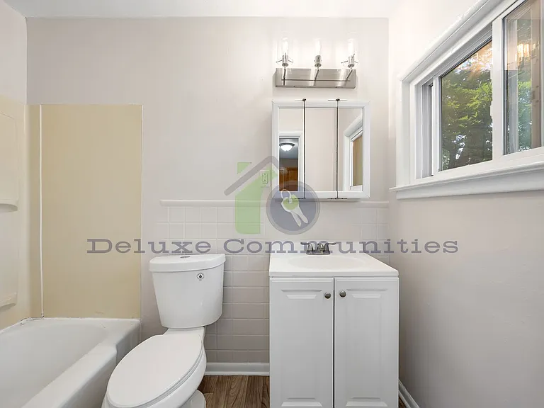 801 Prospect Ave SE — Photo 13