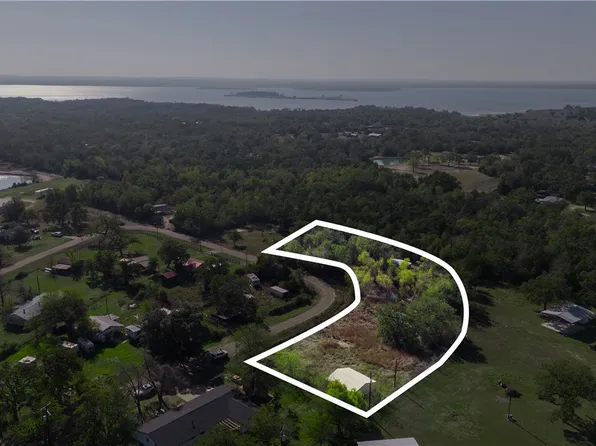 106 Shady Oaks Ln, Somerville, TX 77879
