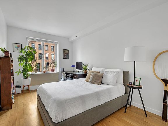 5th image of 541 Washington Ave Unit 208