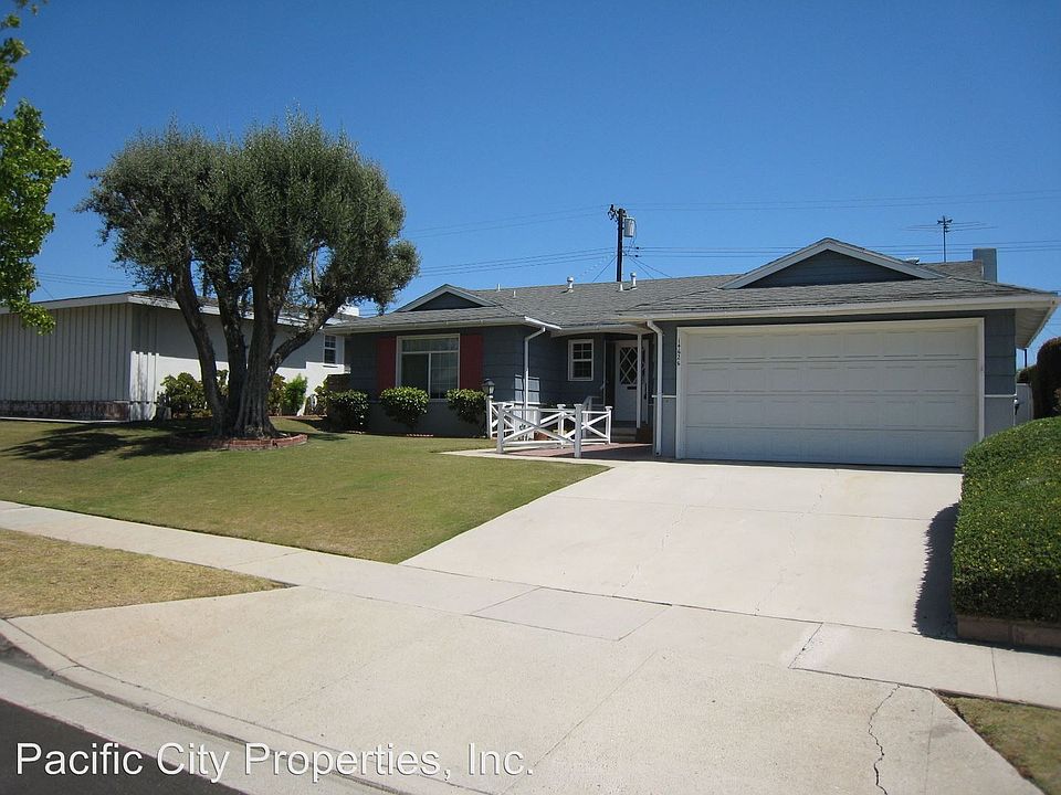 1st image of 14626 Fairvilla Dr