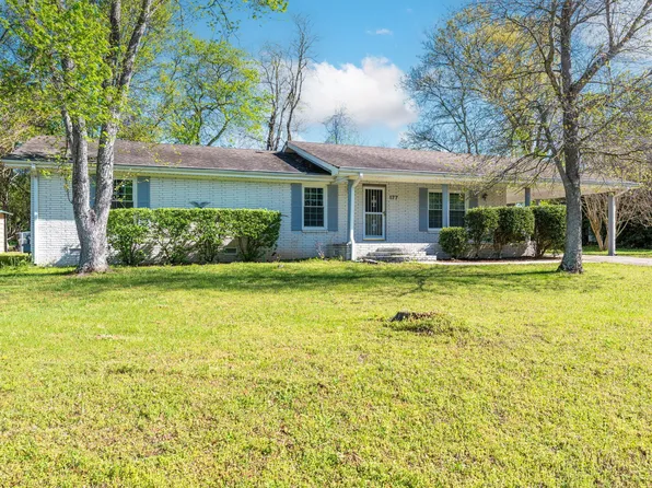 177 Melissa Dr, Trenton, GA 30752