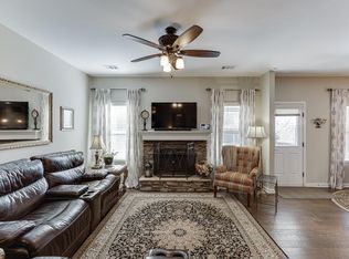 111 Gunier Cir, Dawsonville, GA 30534