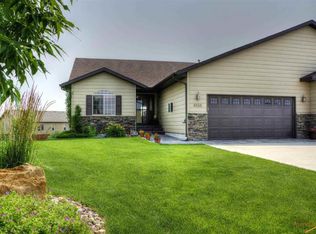 6555 Wellington Ct, Rapid City, SD 57702