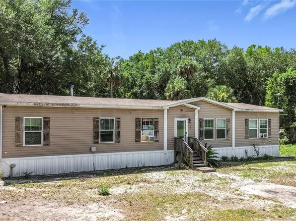 1689 NE 189th Ln, Citra, FL 32113