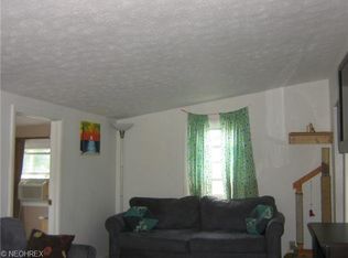 901 Portage Lakes Dr, Akron, OH
