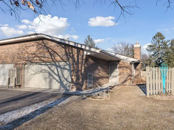 1920 Ithaca Ln N, Plymouth, MN 55447