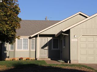 1025 Ash Grove Loop, Creswell, OR 97426
