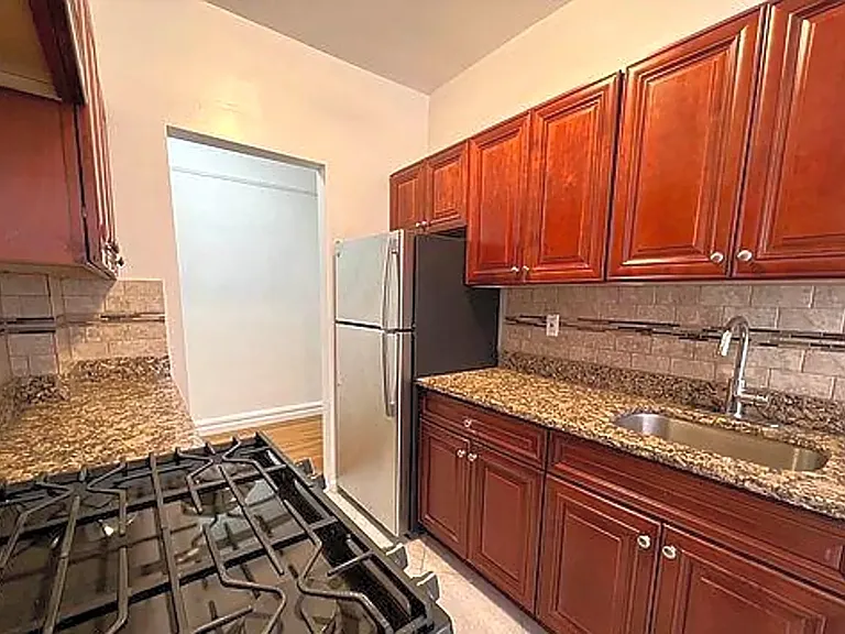 2965 Marion Ave #3E — Photo 4