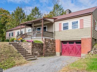 6 Oak Ln, Lock Haven, PA 17745