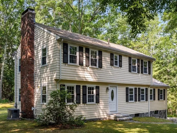 113 Newbridge Rd, Sudbury, MA 01776