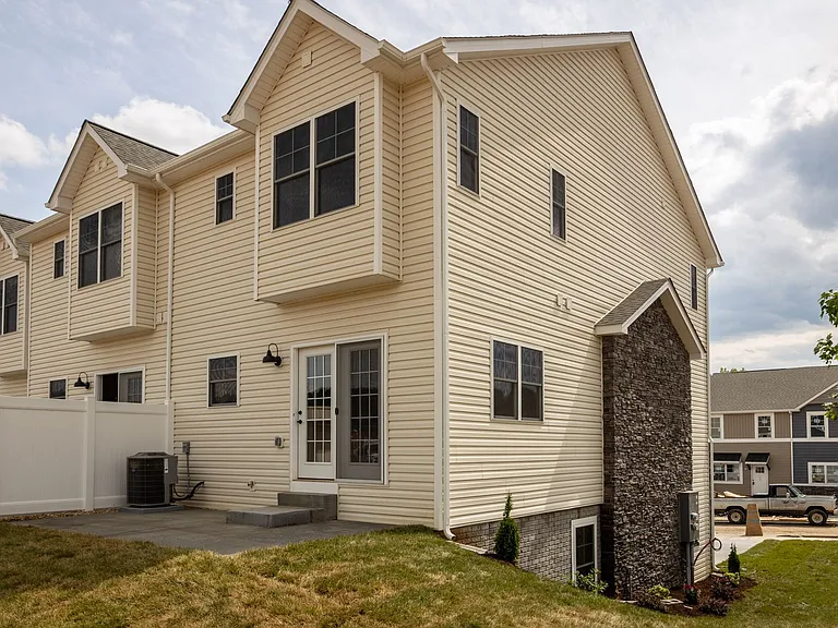 1308 Palomino Trl — Photo 27