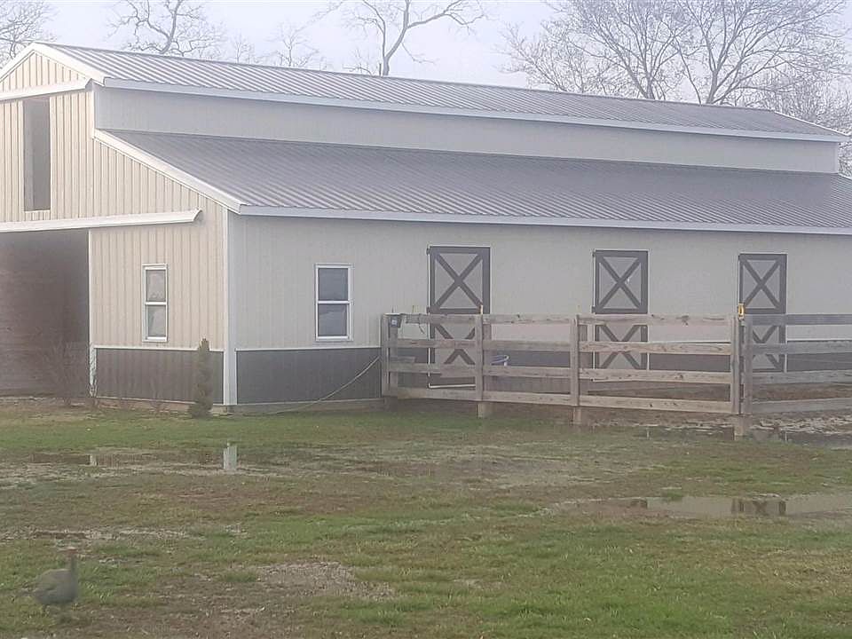 2nd image of 2400 McDonald Rd