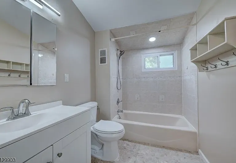 9 Park Dr — Photo 10