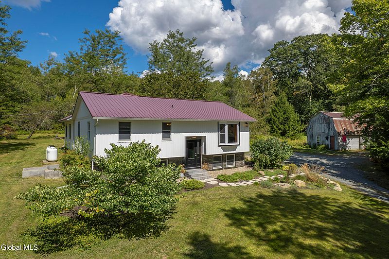 2nd image of 335 Bauer Road