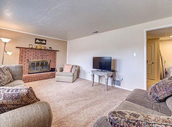 4th image of 4194 W Kirkcaldy Cir