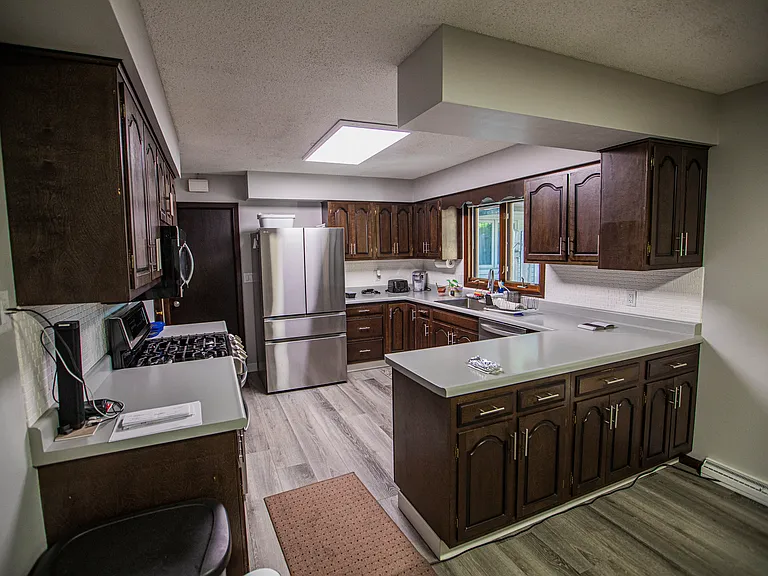 Kitchen - LG French Door Fridge with Center Drawer which can be extra fridge of freezer space
