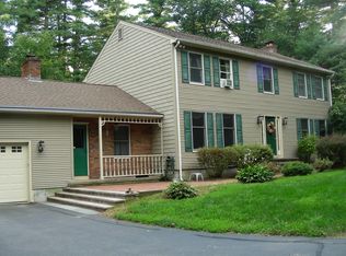 236 Elmdale Rd, Scituate, RI 02857