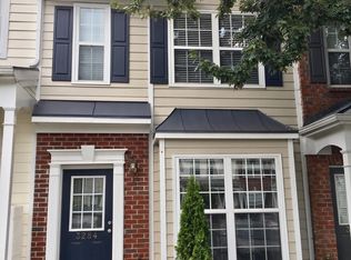 3284 Hidden Cove Cir, Peachtree Corners, GA 30092