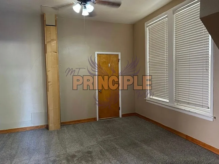 508 W Galena St — Photo 5