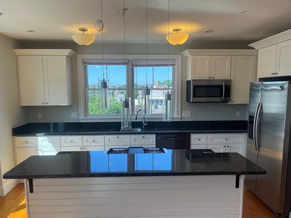 45 Spring St #13, West Roxbury, MA 02132