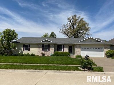 117 Sunflower Ln, Chatham, IL, 62629