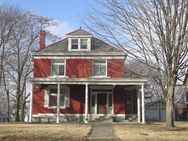 1st image of 3810 Woodbine Ave