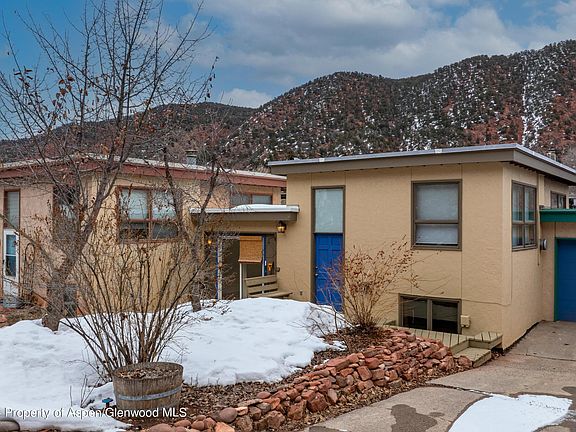 2nd image of 3104 Hager Ln