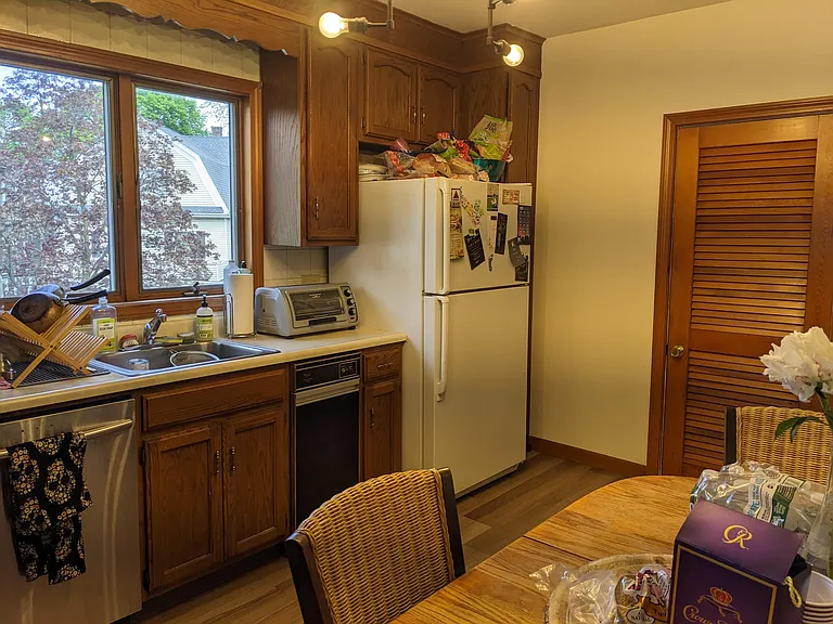 30 Pennsylvania Ave #2 — Photo 3