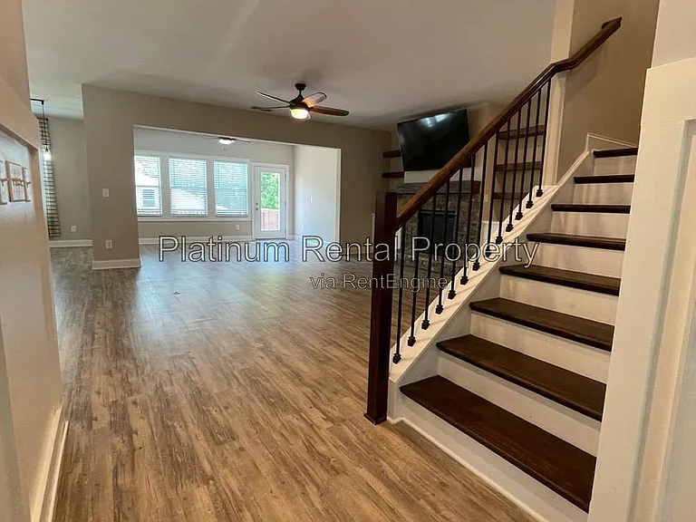 3215 Summerpoint Xing — Photo 18