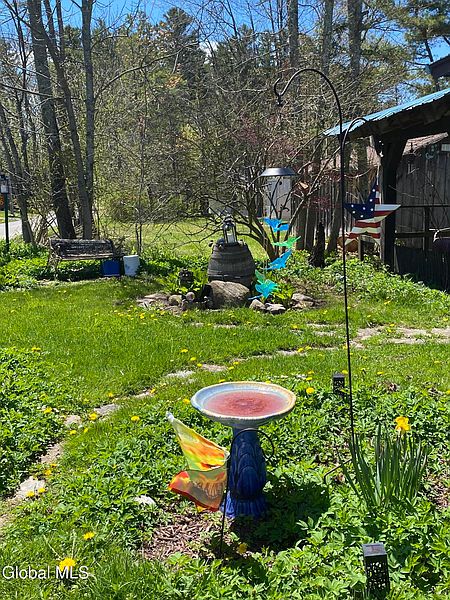 5th image of 126 Balsam Avenue