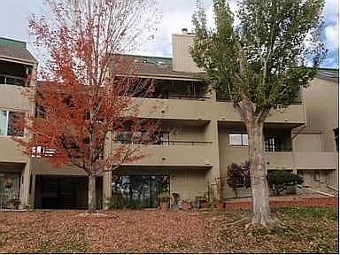 Lakeside - Second floor - Two Balconies
