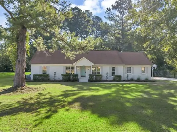 510 Iveys Scenic Dr, Albany, GA 31721