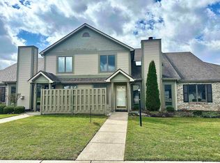 7883 Harrisburg Ln, Fort Wayne, IN