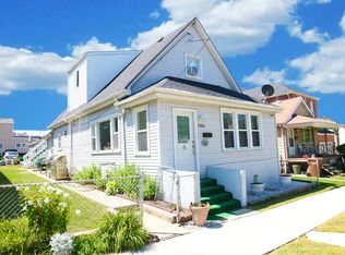 7503 W Douglas Ave, Summit, IL 60501