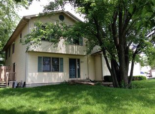 702 N Thompson Dr, Madison, WI 53704