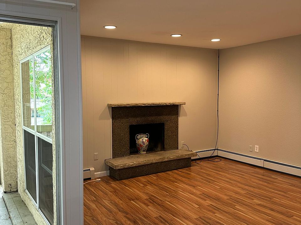 OPEN KITCHEN TO LIVING AREA
