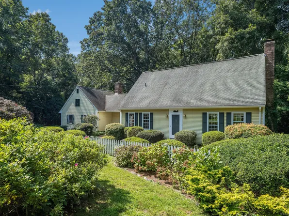 85 Dean Road, East Lyme, CT 06333