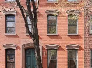 77 Charles St, New York, NY 10014