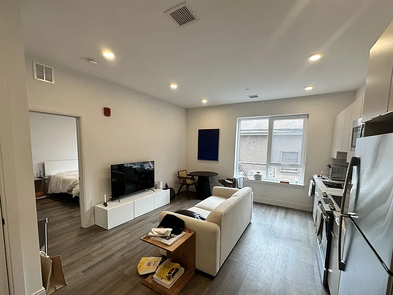 959 Dorchester Ave #202 — Photo 3
