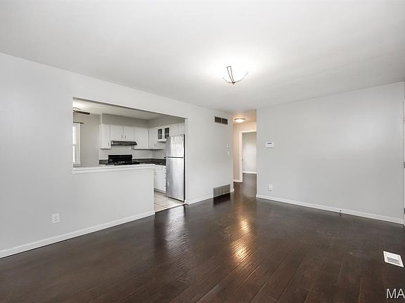 5th image of 500 Cass Ave