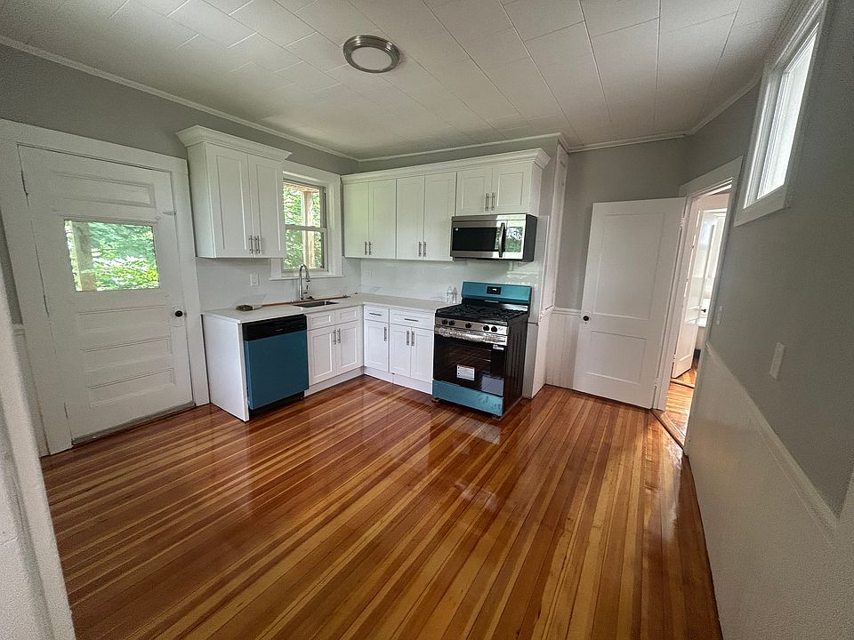 1st image of 408 Broadway #1