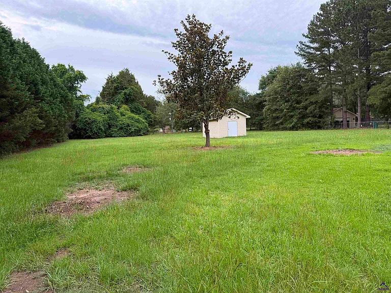 118 S Springs Dr — Photo 17