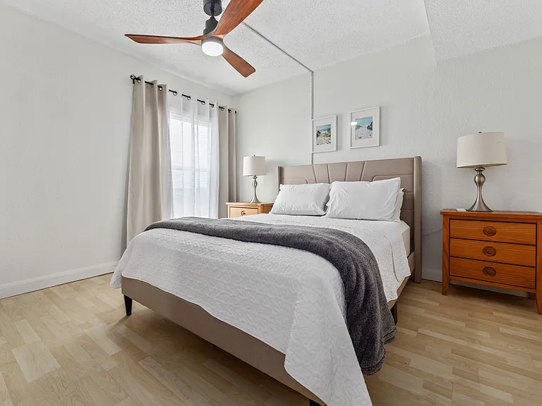 1000 Cove Cay Dr — Photo 26