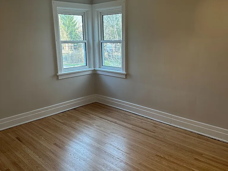 365 Brant St — Photo 9