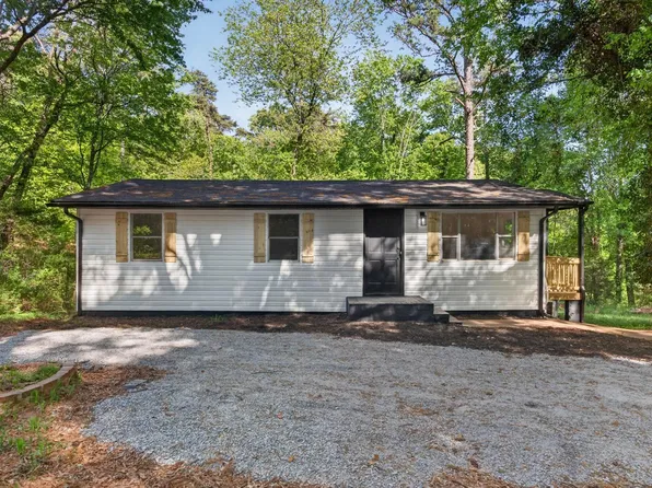 424 Rison St, Chatham, VA 24531