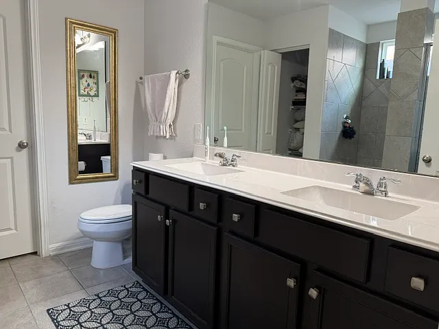 124 Martha Ln — Photo 9