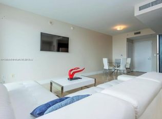 90 SW 3rd St APT 2008, Miami, FL 33130